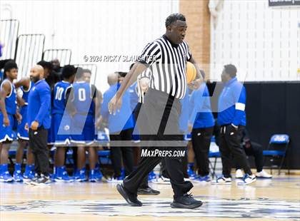 Thumbnail 2 in Perspectives Leadership/Technology vs. Vashon (Illinois Classic) photogallery.