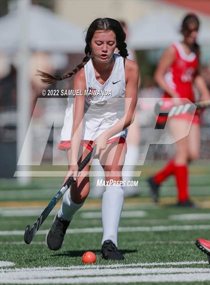 Thumbnail 3 in Harvard-Westlake (JV vs Freshman) photogallery.