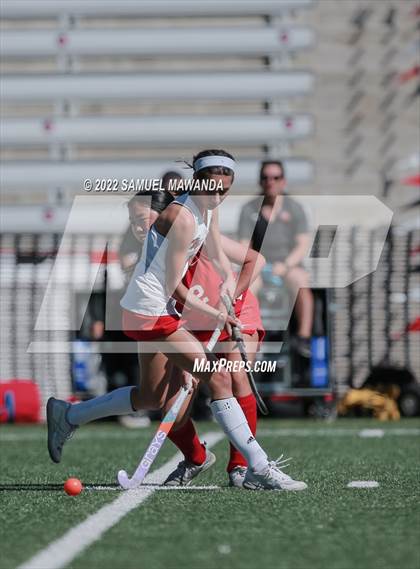Thumbnail 2 in Harvard-Westlake (JV vs Freshman) photogallery.