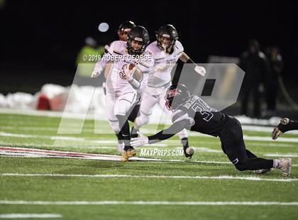Thumbnail 1 in Franklin vs. Muskego (WIAA D1 Round 3) photogallery.