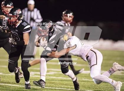 Thumbnail 3 in Franklin vs. Muskego (WIAA D1 Round 3) photogallery.