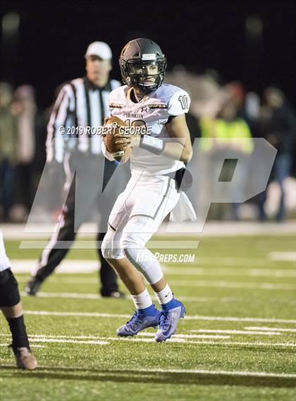 Thumbnail 1 in Franklin vs. Muskego (WIAA D1 Round 3) photogallery.