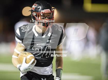 Thumbnail 2 in Franklin vs. Muskego (WIAA D1 Round 3) photogallery.