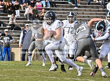 Thumbnail 1 in Valor Christian vs. Columbine (CHSAA 5A Quarter Final) photogallery.