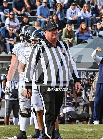 Thumbnail 2 in Valor Christian vs. Columbine (CHSAA 5A Quarter Final) photogallery.