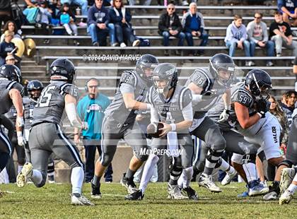 Thumbnail 3 in Valor Christian vs. Columbine (CHSAA 5A Quarter Final) photogallery.