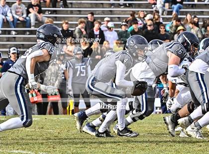 Thumbnail 1 in Valor Christian vs. Columbine (CHSAA 5A Quarter Final) photogallery.