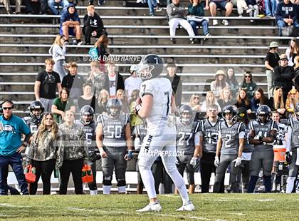 Thumbnail 3 in Valor Christian vs. Columbine (CHSAA 5A Quarter Final) photogallery.