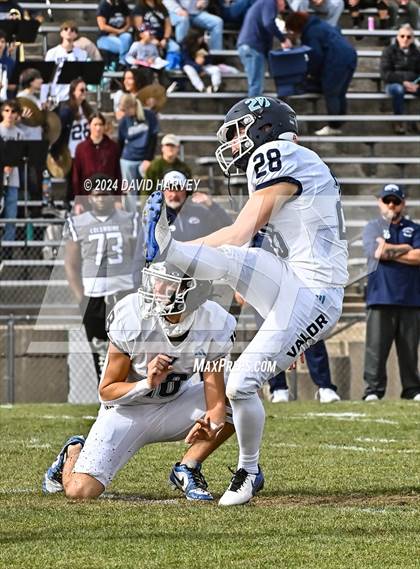 Thumbnail 3 in Valor Christian vs. Columbine (CHSAA 5A Quarter Final) photogallery.