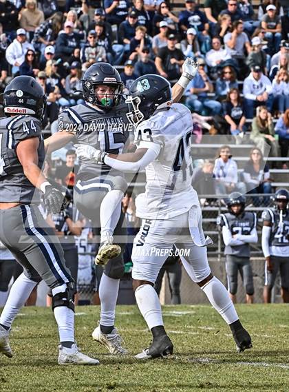 Thumbnail 2 in Valor Christian vs. Columbine (CHSAA 5A Quarter Final) photogallery.