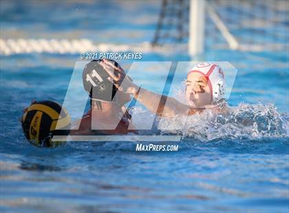 Thumbnail 2 in Orange Lutheran vs Servite photogallery.