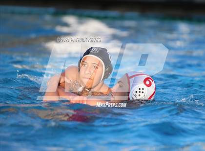 Thumbnail 1 in Orange Lutheran vs Servite photogallery.