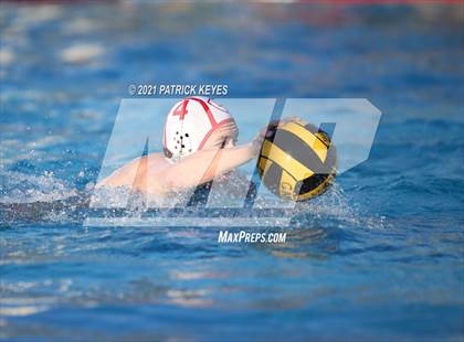 Thumbnail 3 in Orange Lutheran vs Servite photogallery.