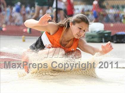 Thumbnail 1 in NYSPHSAA Track & Field Championships (Girls Triple Jump) photogallery.