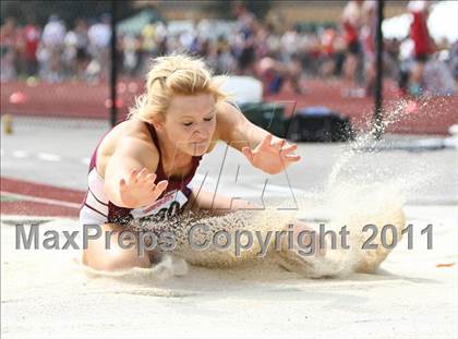 Thumbnail 3 in NYSPHSAA Track & Field Championships (Girls Triple Jump) photogallery.