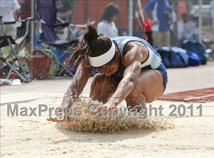 Thumbnail 1 in NYSPHSAA Track & Field Championships (Girls Triple Jump) photogallery.