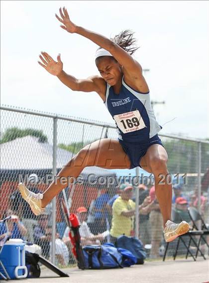 Thumbnail 2 in NYSPHSAA Track & Field Championships (Girls Triple Jump) photogallery.