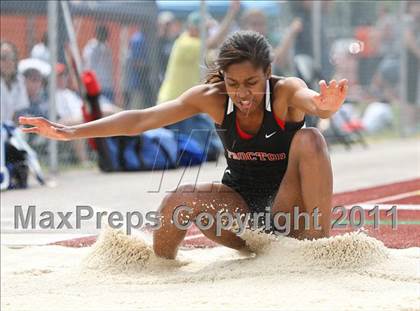 Thumbnail 2 in NYSPHSAA Track & Field Championships (Girls Triple Jump) photogallery.