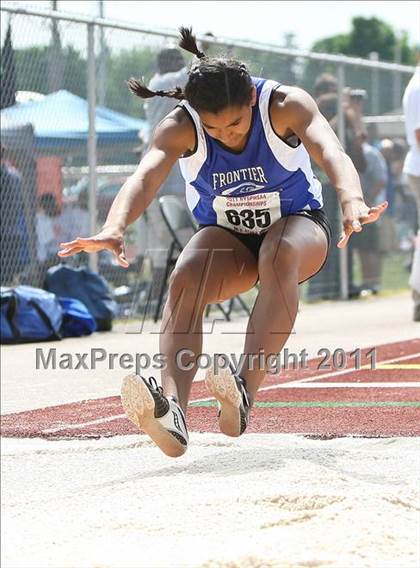 Thumbnail 2 in NYSPHSAA Track & Field Championships (Girls Triple Jump) photogallery.
