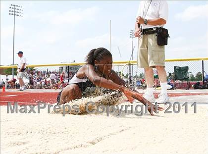 Thumbnail 1 in NYSPHSAA Track & Field Championships (Girls Triple Jump) photogallery.