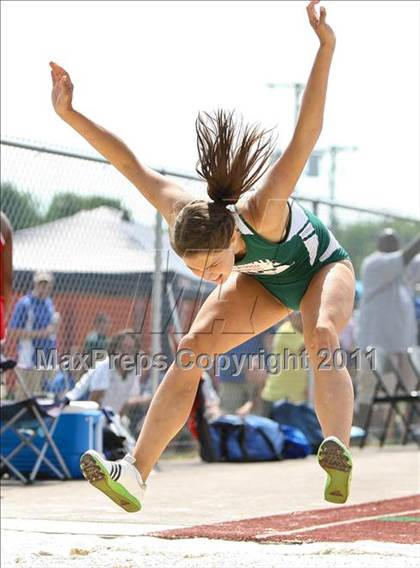Thumbnail 3 in NYSPHSAA Track & Field Championships (Girls Triple Jump) photogallery.