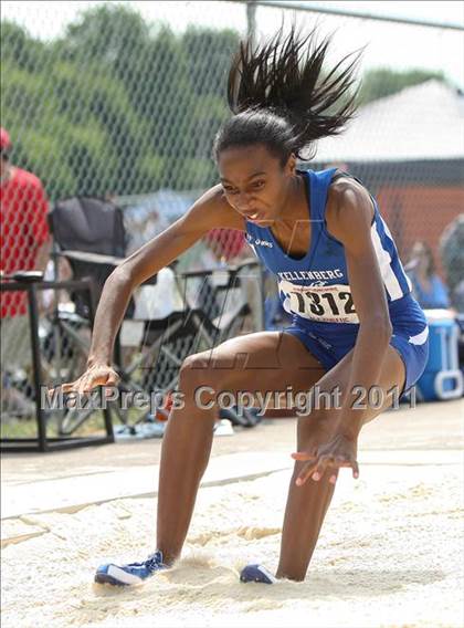 Thumbnail 1 in NYSPHSAA Track & Field Championships (Girls Triple Jump) photogallery.