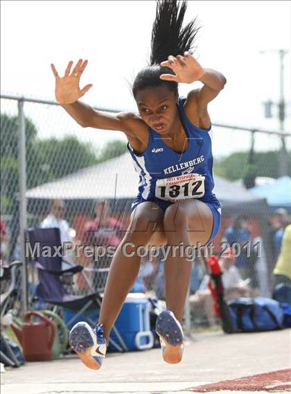 Thumbnail 2 in NYSPHSAA Track & Field Championships (Girls Triple Jump) photogallery.