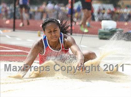 Thumbnail 2 in NYSPHSAA Track & Field Championships (Girls Triple Jump) photogallery.