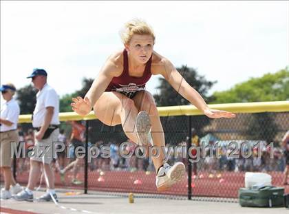 Thumbnail 3 in NYSPHSAA Track & Field Championships (Girls Triple Jump) photogallery.