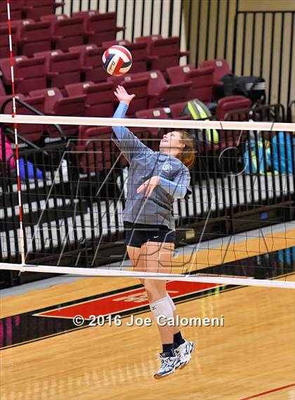 Thumbnail 2 in Lee [Robert E.] vs Johnson [Claudia Taylor] (Littleton Gym) photogallery.