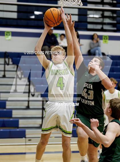 Thumbnail 2 in Green Canyon @ Ridgeline (Sophomore) photogallery.