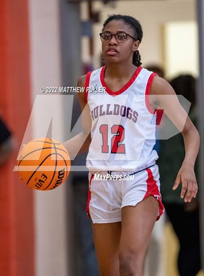 Thumbnail 2 in Terry Sanford vs. Northwood (NCHSAA 3A East Regional Final) photogallery.
