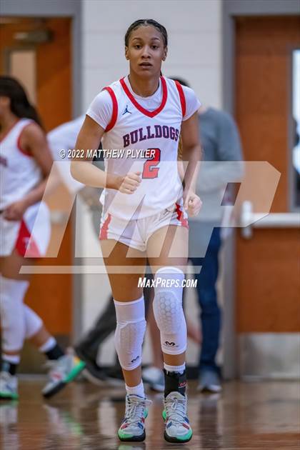 Thumbnail 1 in Terry Sanford vs. Northwood (NCHSAA 3A East Regional Final) photogallery.