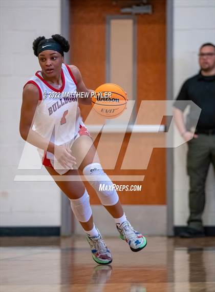 Thumbnail 2 in Terry Sanford vs. Northwood (NCHSAA 3A East Regional Final) photogallery.