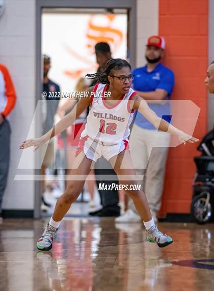 Thumbnail 2 in Terry Sanford vs. Northwood (NCHSAA 3A East Regional Final) photogallery.