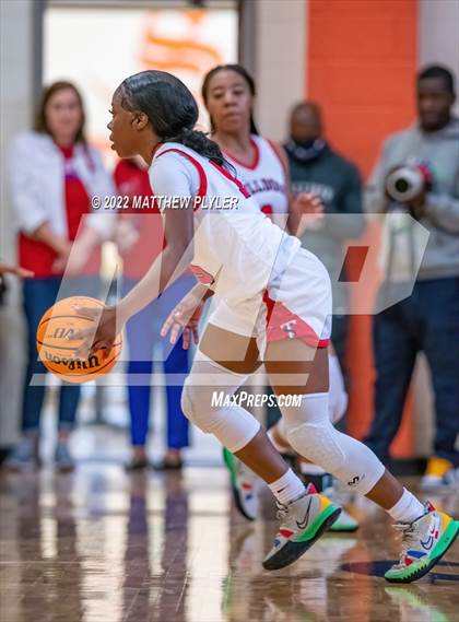 Thumbnail 3 in Terry Sanford vs. Northwood (NCHSAA 3A East Regional Final) photogallery.
