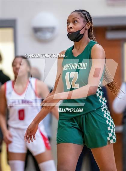Thumbnail 2 in Terry Sanford vs. Northwood (NCHSAA 3A East Regional Final) photogallery.