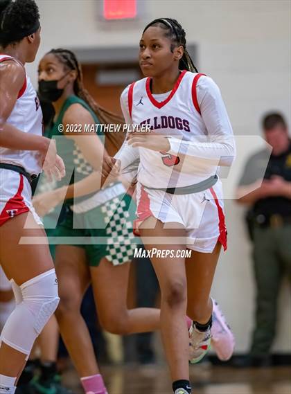 Thumbnail 2 in Terry Sanford vs. Northwood (NCHSAA 3A East Regional Final) photogallery.