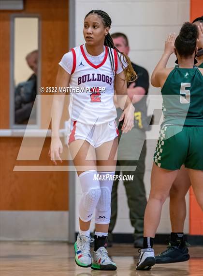 Thumbnail 2 in Terry Sanford vs. Northwood (NCHSAA 3A East Regional Final) photogallery.