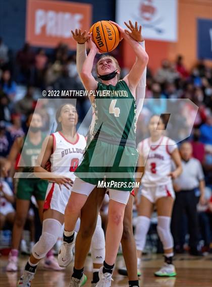 Thumbnail 3 in Terry Sanford vs. Northwood (NCHSAA 3A East Regional Final) photogallery.