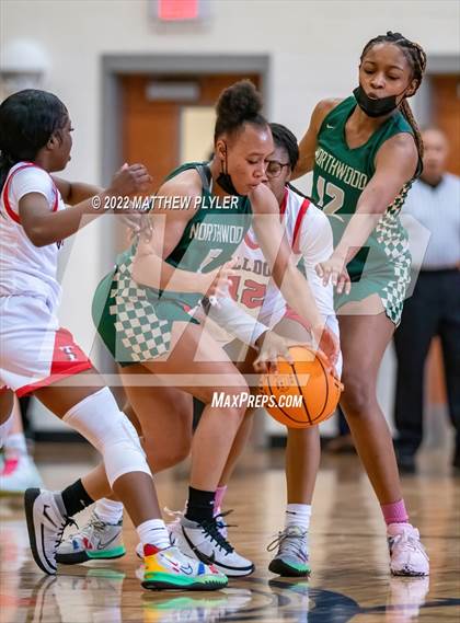 Thumbnail 1 in Terry Sanford vs. Northwood (NCHSAA 3A East Regional Final) photogallery.