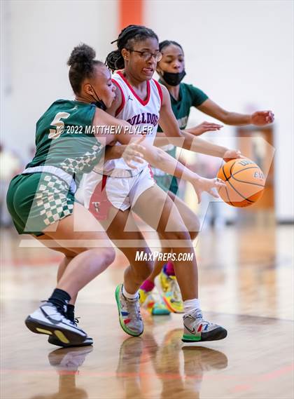 Thumbnail 3 in Terry Sanford vs. Northwood (NCHSAA 3A East Regional Final) photogallery.