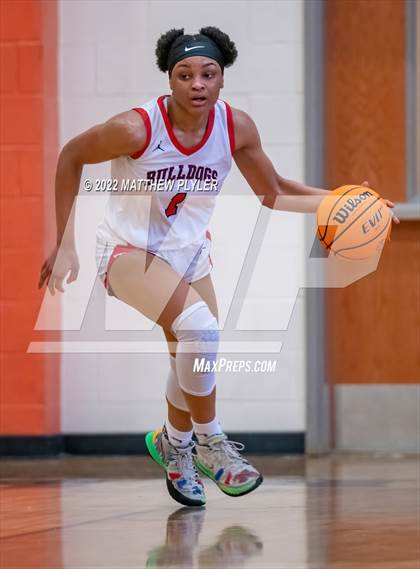 Thumbnail 2 in Terry Sanford vs. Northwood (NCHSAA 3A East Regional Final) photogallery.