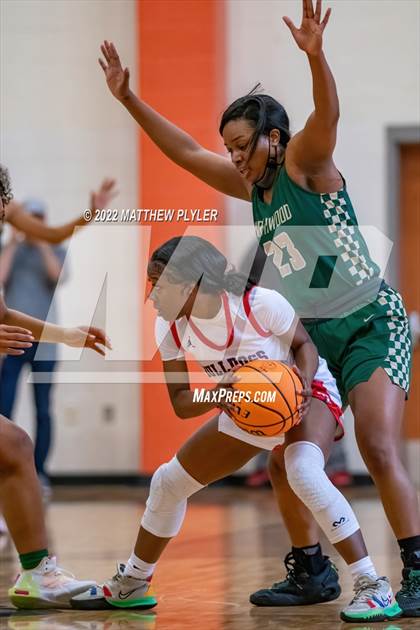 Thumbnail 1 in Terry Sanford vs. Northwood (NCHSAA 3A East Regional Final) photogallery.