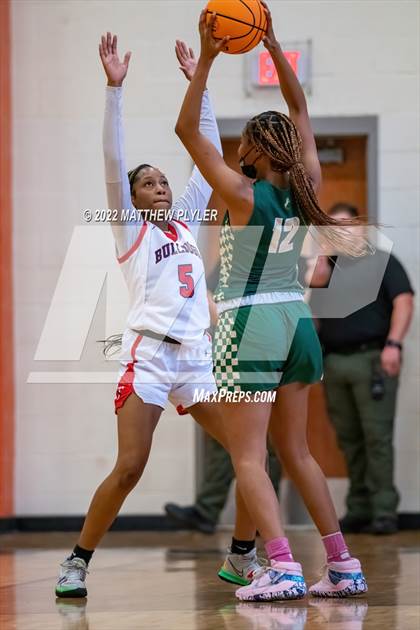 Thumbnail 3 in Terry Sanford vs. Northwood (NCHSAA 3A East Regional Final) photogallery.