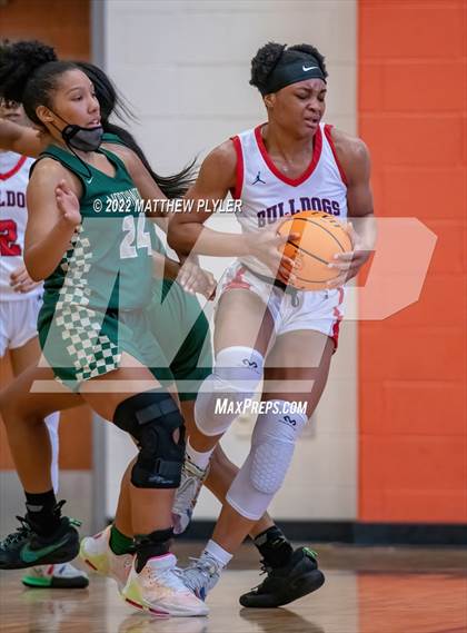 Thumbnail 2 in Terry Sanford vs. Northwood (NCHSAA 3A East Regional Final) photogallery.