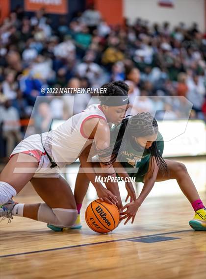 Thumbnail 1 in Terry Sanford vs. Northwood (NCHSAA 3A East Regional Final) photogallery.
