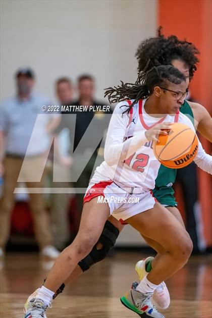 Thumbnail 2 in Terry Sanford vs. Northwood (NCHSAA 3A East Regional Final) photogallery.