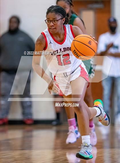 Thumbnail 2 in Terry Sanford vs. Northwood (NCHSAA 3A East Regional Final) photogallery.
