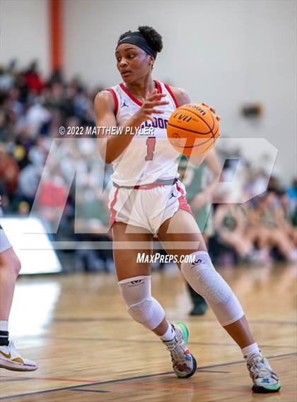 Thumbnail 2 in Terry Sanford vs. Northwood (NCHSAA 3A East Regional Final) photogallery.